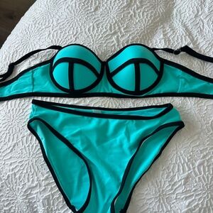 Knockoff Triangl Turquoise Bikini
